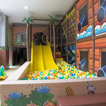 Olympland Apart-hotel 3*